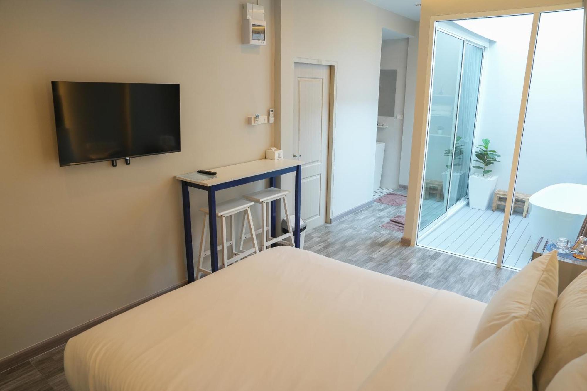 Skyline Resort Ban Khlong Lat Bua Khao Exteriör bild